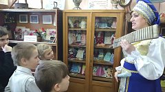 К Году народного искусства и нематериального культурного наследия народов РФ. 