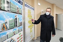 Вячеслав Володин посетил инфекционную больницу в Саратове