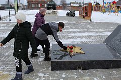 В Воскресенском районе почтили память героев Сталинградской битвы