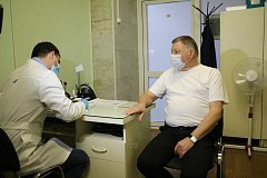 Александр Романов ревакцинировался от коронавирусной инфекции