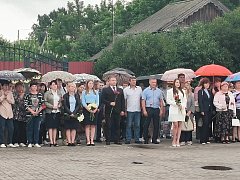 В День памяти и скорби по всей области зажигают свечи и возлагают цветы
