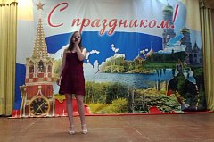 Работники и солисты художественной самодеятельности Районного Дома культуры выступили с концертом в госпитале для раненых солдат