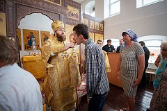 Митрополит Игнатий совершил  Божественную литургию  в Свято-Троицком храме  с. Воскресенское