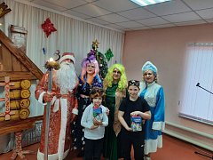 Прошла праздничная программа для детей "А У НАС НОВЫЙ ГОД!