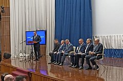 Роман Бусаргин и Вячеслав Володин  раскритиковали чиновников  за низкое качество работы с населением