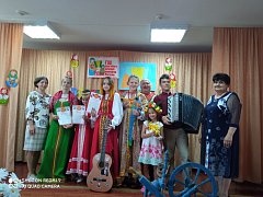 В рамках Года культурного наследия народов России Усовская сельская библиотека  провела праздник фольклора «Возвращение к истокам»