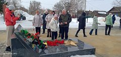 Единство в скорби: жители Воскресенского района присоединились к национальному траурному мероприятию