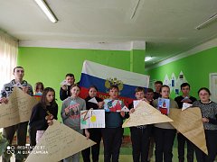 В МОУ СОШ с.Букатовка прошли классные часы, посвященнные 77-летней годовщине Великой Победы