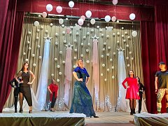 В Районном Доме культуры состоялся праздничный концерт, посвящённый Дню матери "Звезда по имени мама"