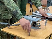 Саратовские студенты учатся управлять беспилотниками 