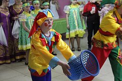 Всеобщее веселье в честь проводов Зимы