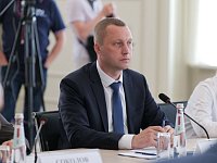 Роман Бусаргин принял участие в Совете округа под председательством Игоря Комарова