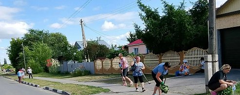В Воскресенском продолжаются субботники