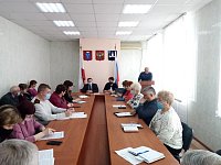 На постоянно-действующем заседании были рассмотрены актуальные вопросы текущего периода.