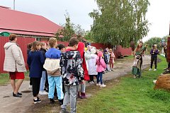 Веселые, осенние забавы вместе с Бабкой Ёжкой Саратовской