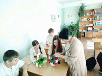 В Елшанском СДК состоялся увлекательный мастер-класс по созданию оригинальных светильников 