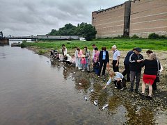 В День памяти и скорби по всей области зажигают свечи и возлагают цветы