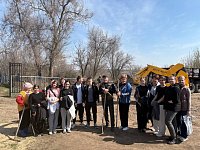 Прошел массовый субботник на кладбище