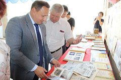 Полагаясь на опыт,  шагать в ногу со временем