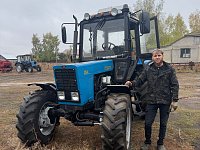 Продолжает трудовую династию