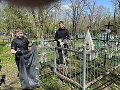 Навели порядок на могилах ветеранов