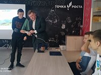 Ученый Вавиловского университета провел мастер-класс «Цифровое образование будущего» в МОУ «СОШ с. Воскресенское»