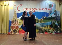 Работники и солисты художественной самодеятельности Районного Дома культуры выступили с концертом в госпитале для раненых солдат