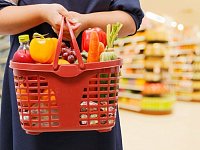 В регионе продолжает снижаться стоимость минимального набора продуктов питания