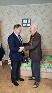Боевые офицеры поздравили ветерана Великой Отечественной войны