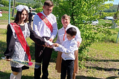 Последний звонок прозвенел в школах Воскресенского района