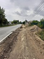 В селе Воскресенское продолжается строительство тротуаров