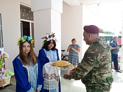 Вчера в селе Синодское жители Воскресенского района встретились с командиром 99го полка